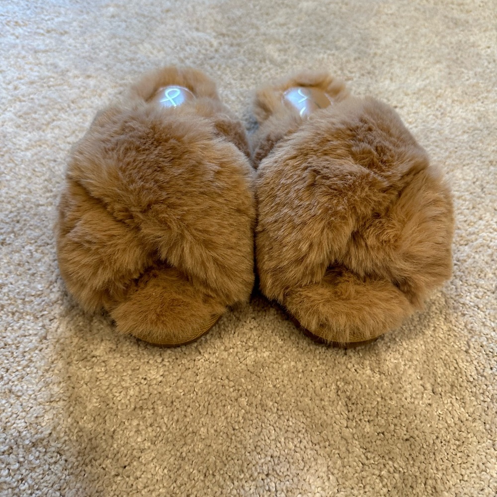 2 FOR $25! NWOT Jessica Simpson Faux Fur Slipper Slides